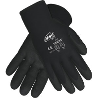 MCR Safety N9690M Ninja® Ice Insulated HPT™ Coated Gloves,M,(Dz.)